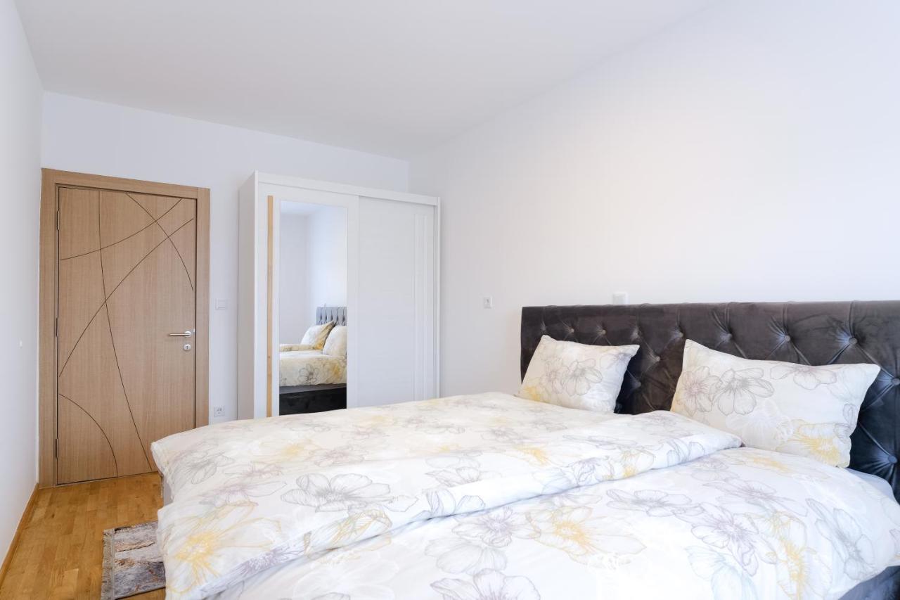 Sara Apartments Високо Экстерьер фото