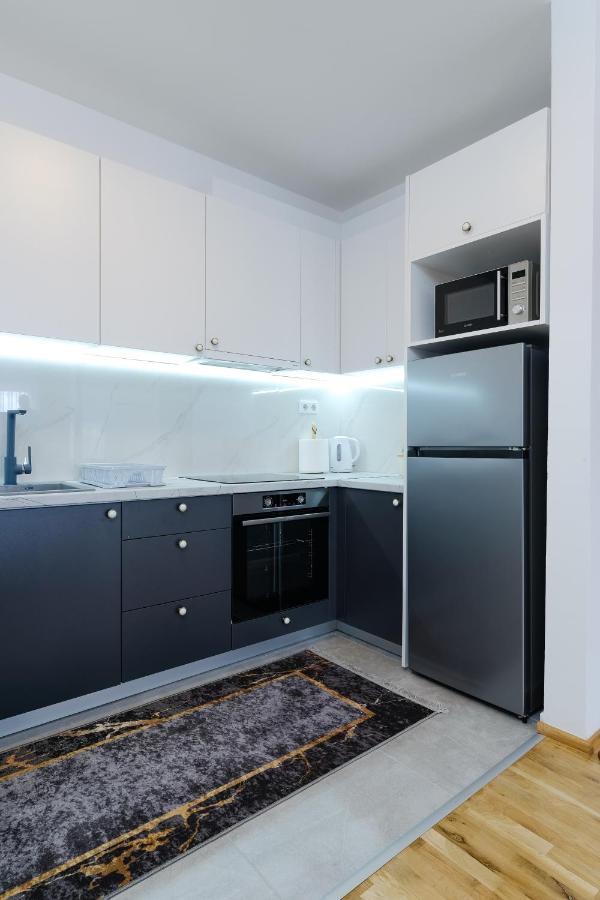 Sara Apartments Високо Экстерьер фото