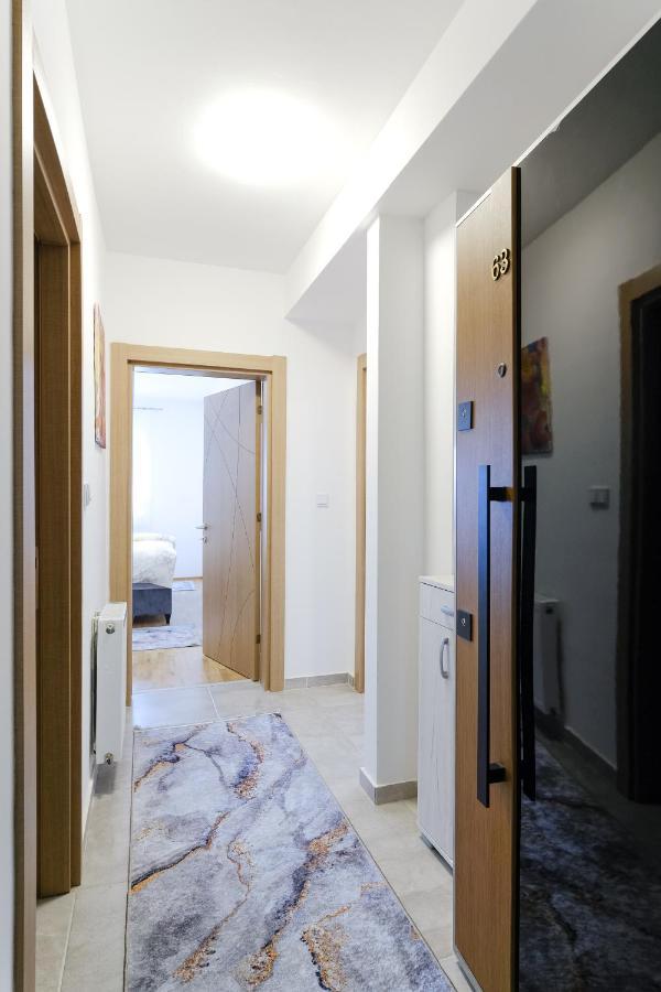 Sara Apartments Високо Экстерьер фото